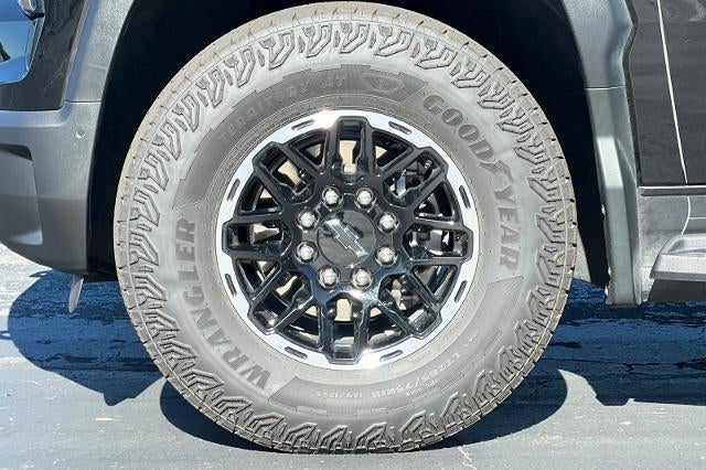 2026 Chevrolet Silverado EV Trail Boss - Max Range