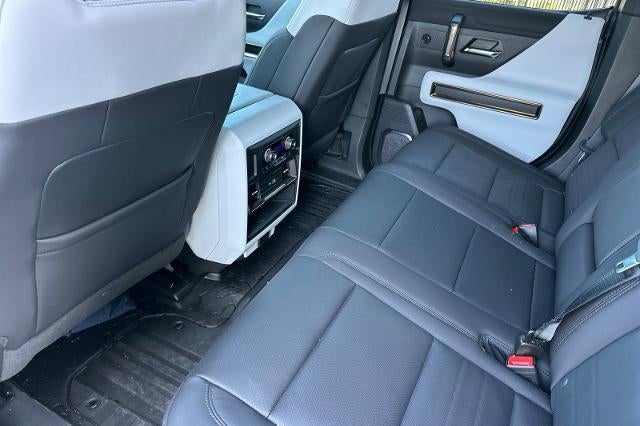 2024 GMC HUMMER EV SUV 2X