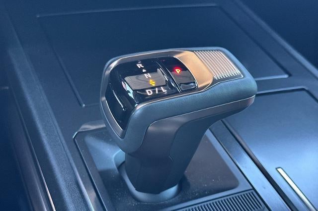2024 GMC HUMMER EV SUV 2X