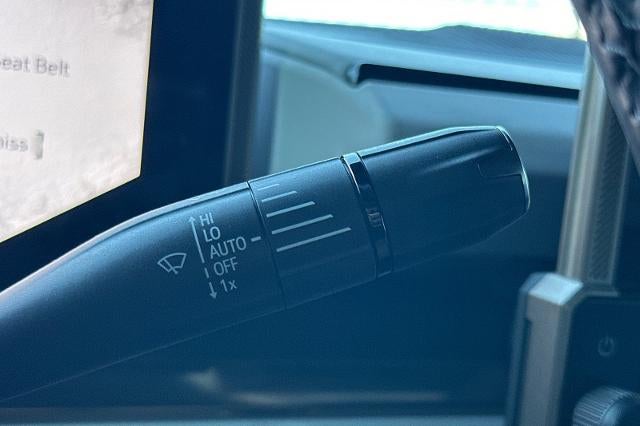 2024 GMC HUMMER EV SUV 2X
