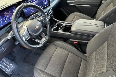 2024 Chevrolet Traverse LT