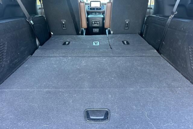 2021 Chevrolet Suburban High Country