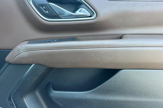 2021 Chevrolet Suburban High Country