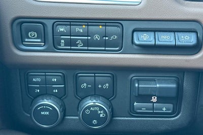 2021 Chevrolet Suburban High Country