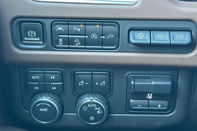 2021 Chevrolet Suburban High Country