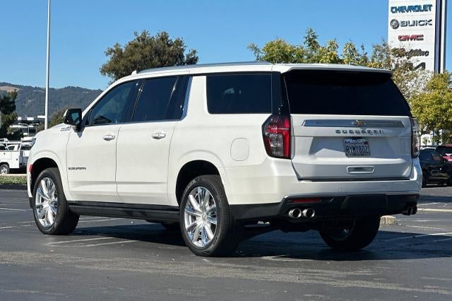 2021 Chevrolet Suburban High Country
