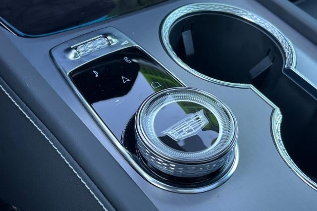 2026 Cadillac VISTIQ Sport