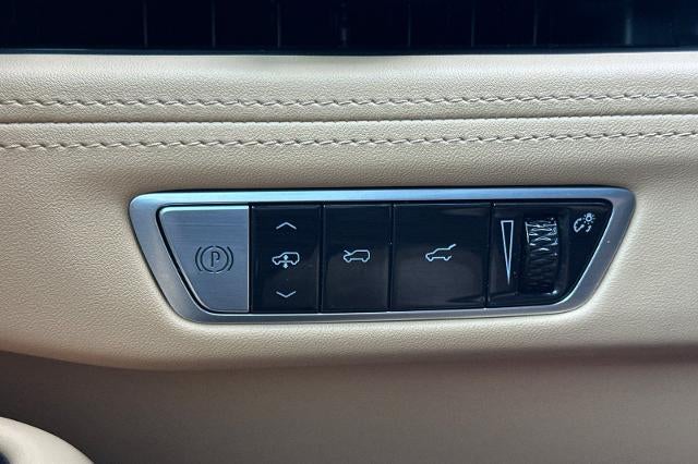 2026 Cadillac ESCALADE IQ Premium Sport