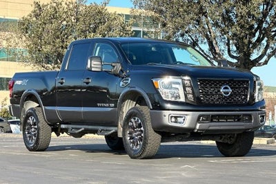 2016 Nissan Titan XD S