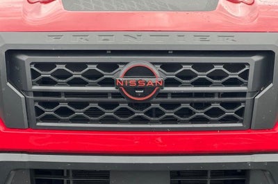 2023 Nissan Frontier Crew Cab PRO-4X 4x4