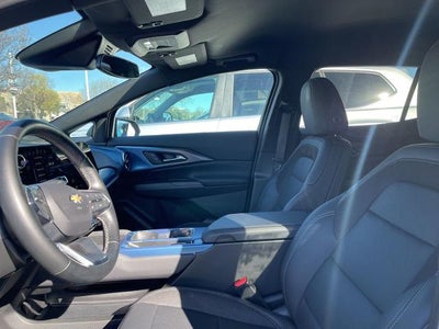 2025 Chevrolet Equinox EV LT