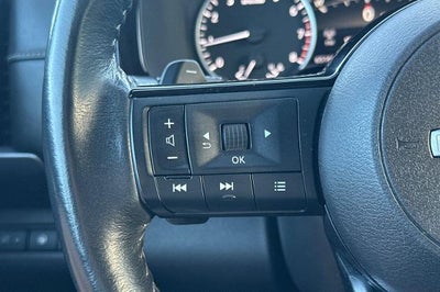 2022 Nissan Pathfinder SL 2WD