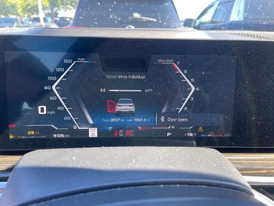 2025 BMW X7 M60i
