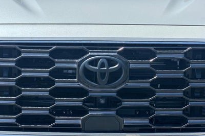 2024 Toyota Sequoia SR5