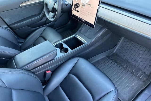 2021 Tesla Model 3 Standard Range Plus Rear-Wheel Drive
