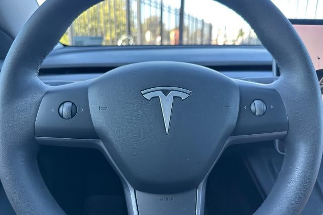 2021 Tesla Model 3 Standard Range Plus Rear-Wheel Drive