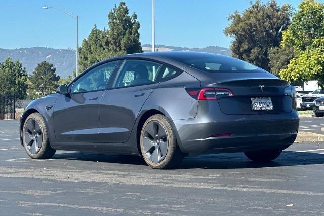 2021 Tesla Model 3 Standard Range Plus Rear-Wheel Drive