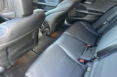 2025 Mercedes-Benz C 300 C 300