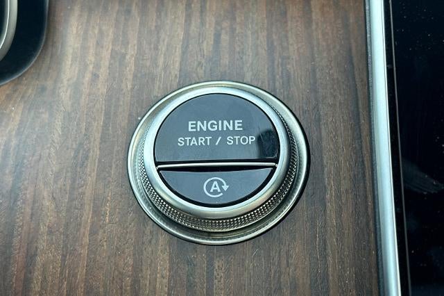 2025 Mercedes-Benz C 300 C 300