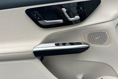 2025 Mercedes-Benz GLC 300 4MATIC® SUV