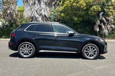 2023 Audi SQ5 Premium TFSI quattro Tiptronic