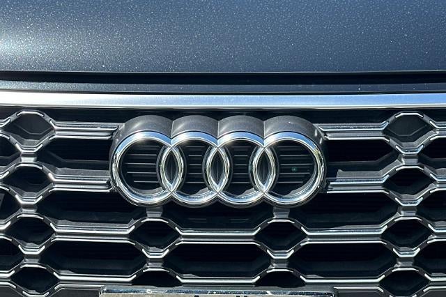 2023 Audi SQ5 Premium TFSI quattro Tiptronic