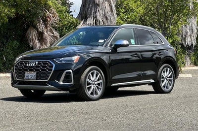 2023 Audi SQ5 Premium TFSI quattro Tiptronic
