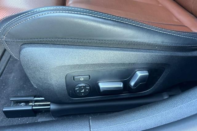 2024 BMW 8 Series 840i