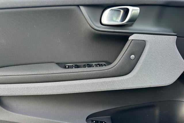 2023 POLESTAR 2 Base