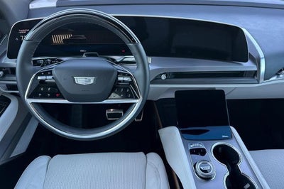 2026 Cadillac VISTIQ Luxury