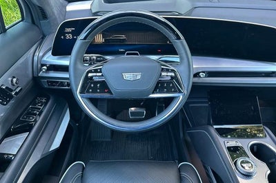 2026 Cadillac VISTIQ Platinum