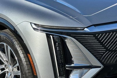 2024 Cadillac LYRIQ Luxury 1