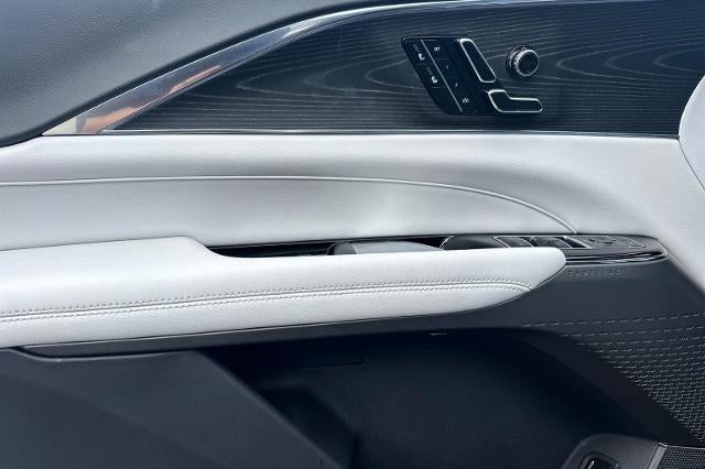 2024 Cadillac LYRIQ Sport 1