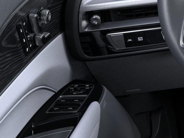 2026 Cadillac LYRIQ Signature Sport