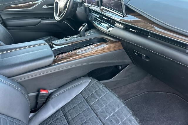 2023 Cadillac Escalade 4WD Sport Platinum