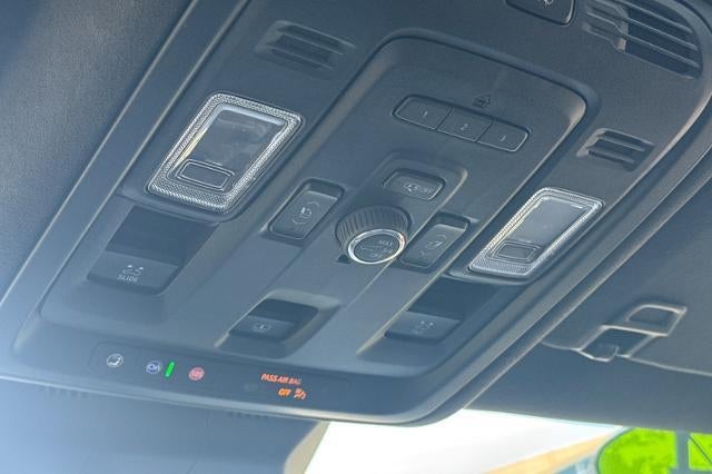 2024 Cadillac Escalade ESV Premium Luxury Platinum