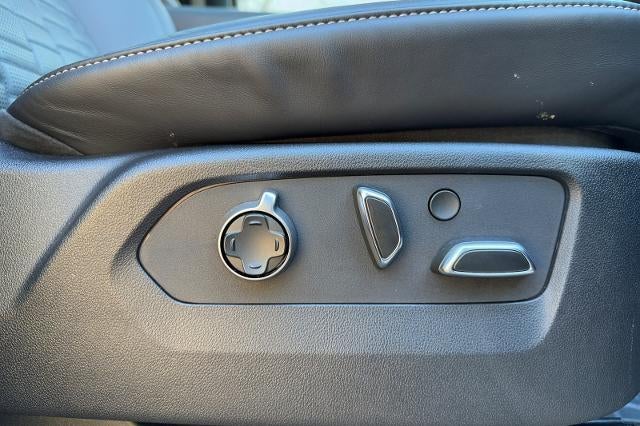 2024 Cadillac Escalade ESV Premium Luxury Platinum