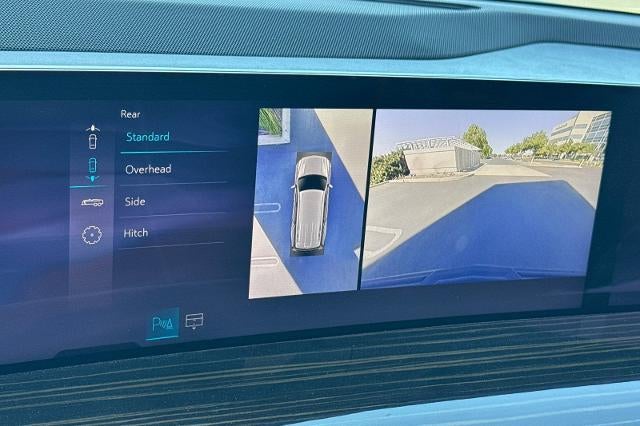 2025 Cadillac Escalade Premium Luxury