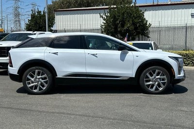 2027 Cadillac OPTIQ Luxury