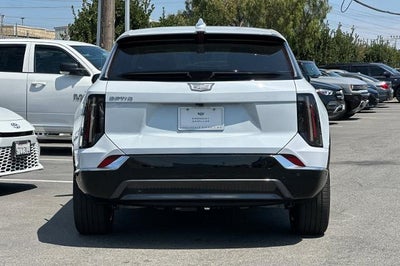 2027 Cadillac OPTIQ Luxury