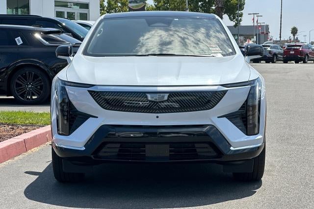 2027 Cadillac OPTIQ Luxury