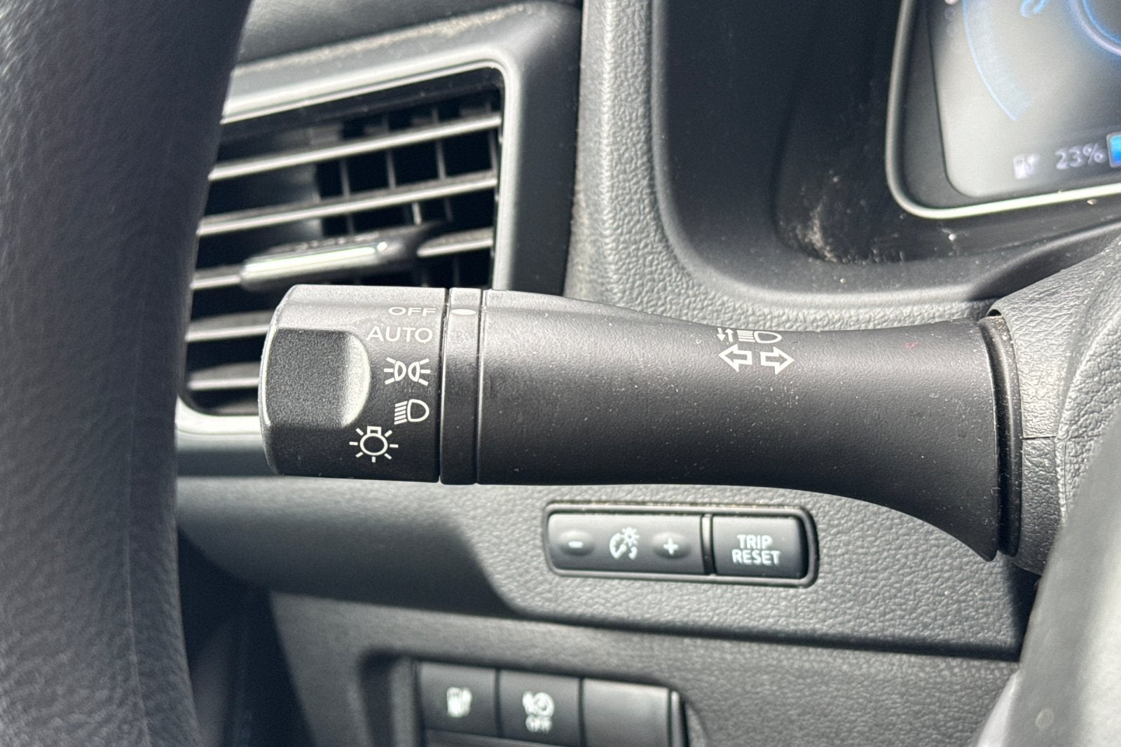 2025 Nissan Leaf S