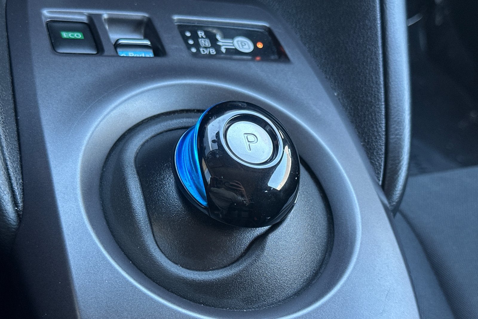 2025 Nissan Leaf S