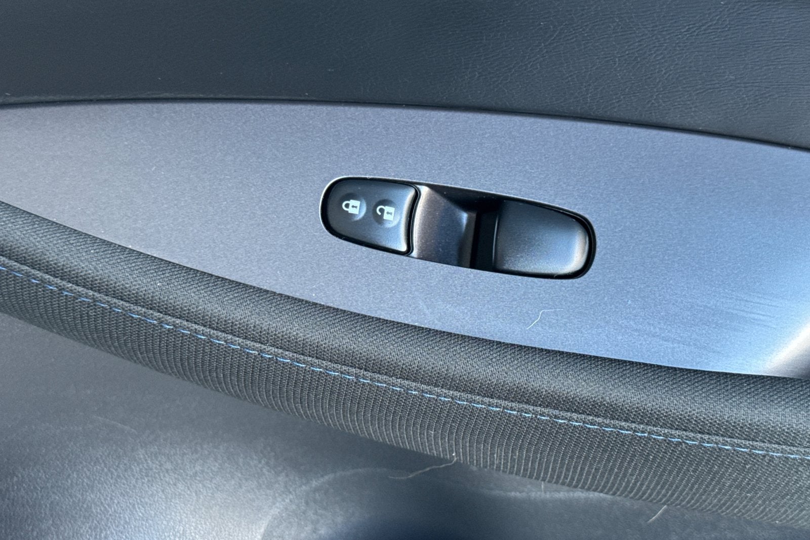 2025 Nissan Leaf S