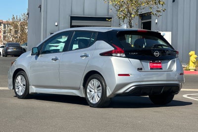 2025 Nissan Leaf S
