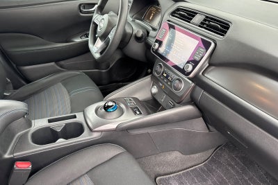 2025 Nissan Leaf S