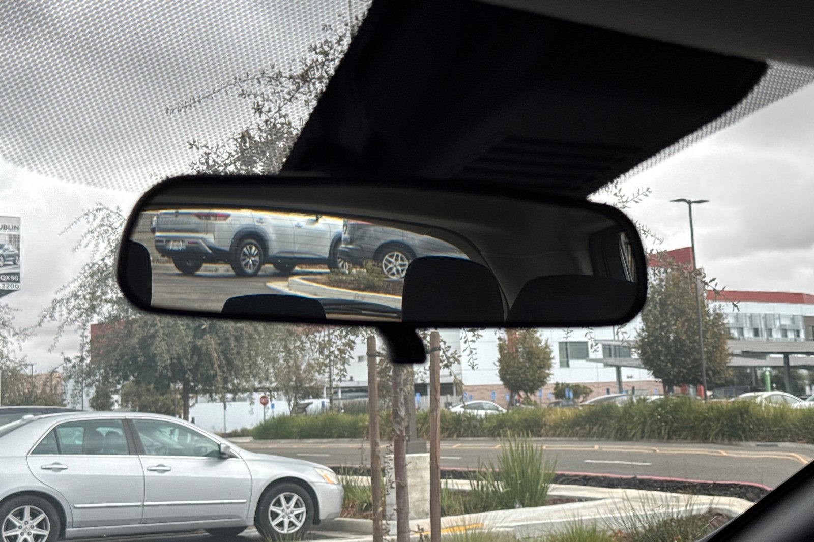 2025 Nissan Leaf S