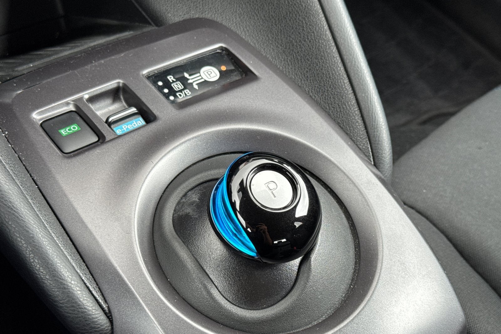 2025 Nissan Leaf S