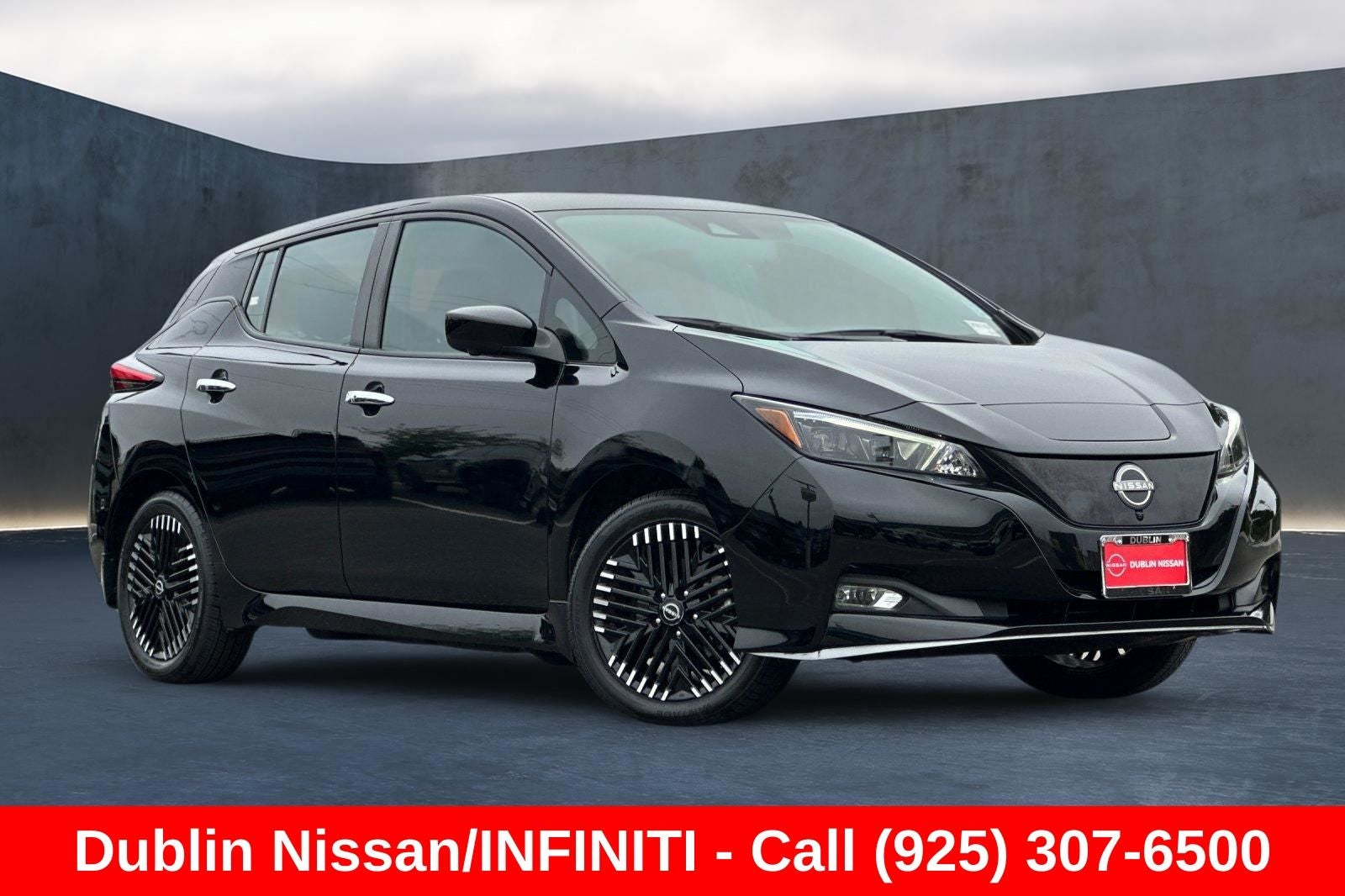 2025 Nissan Leaf SV Plus