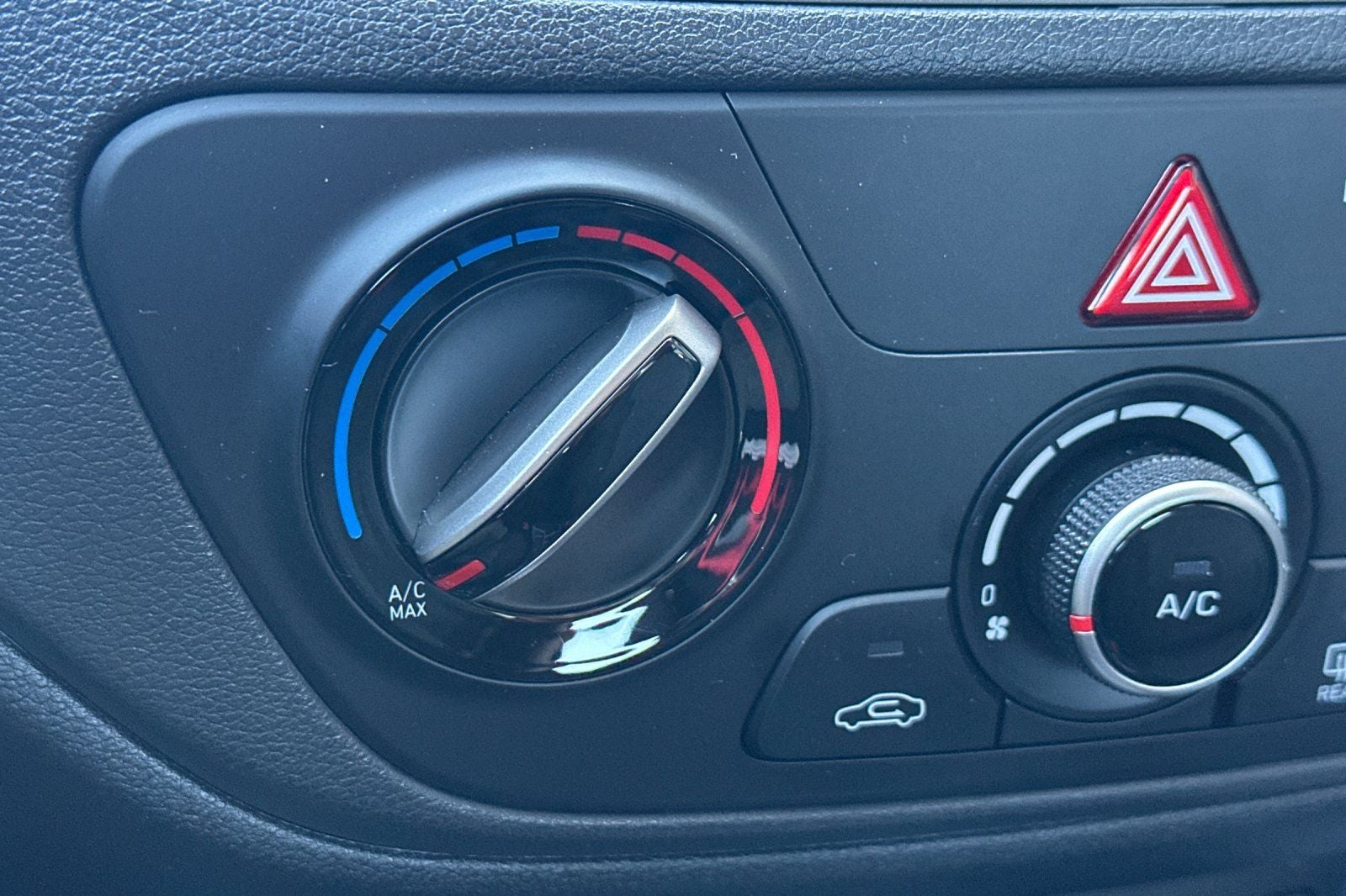 2022 Hyundai Accent SE